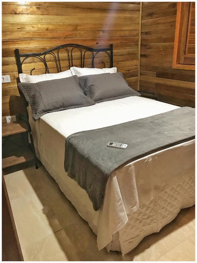 Canyons Guest House Praia Grande  Kültér fotó