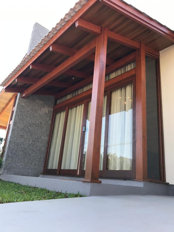 Canyons Guest House Praia Grande  Kültér fotó